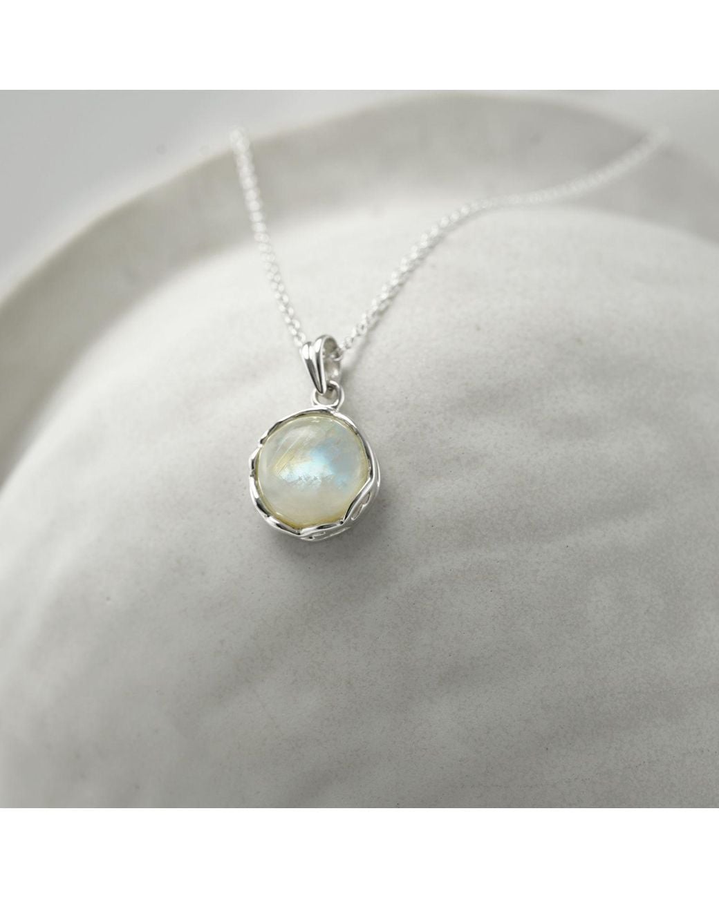 Isla Silver Metallic Moonstone Pendant