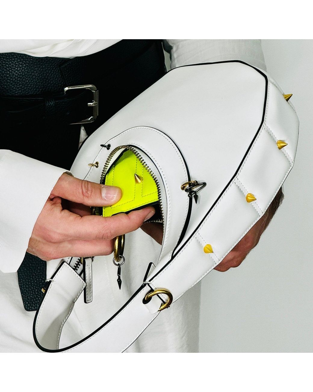 Pimpinicchio New York White Asymmetrical Hobo Bag