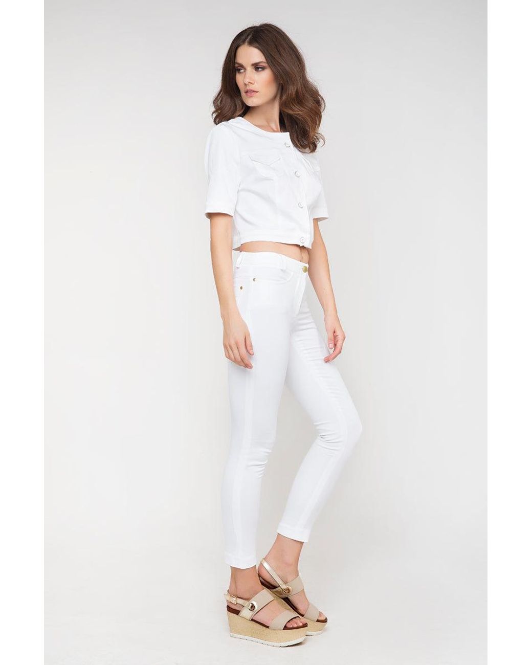 Conquista White Cropped Jacket