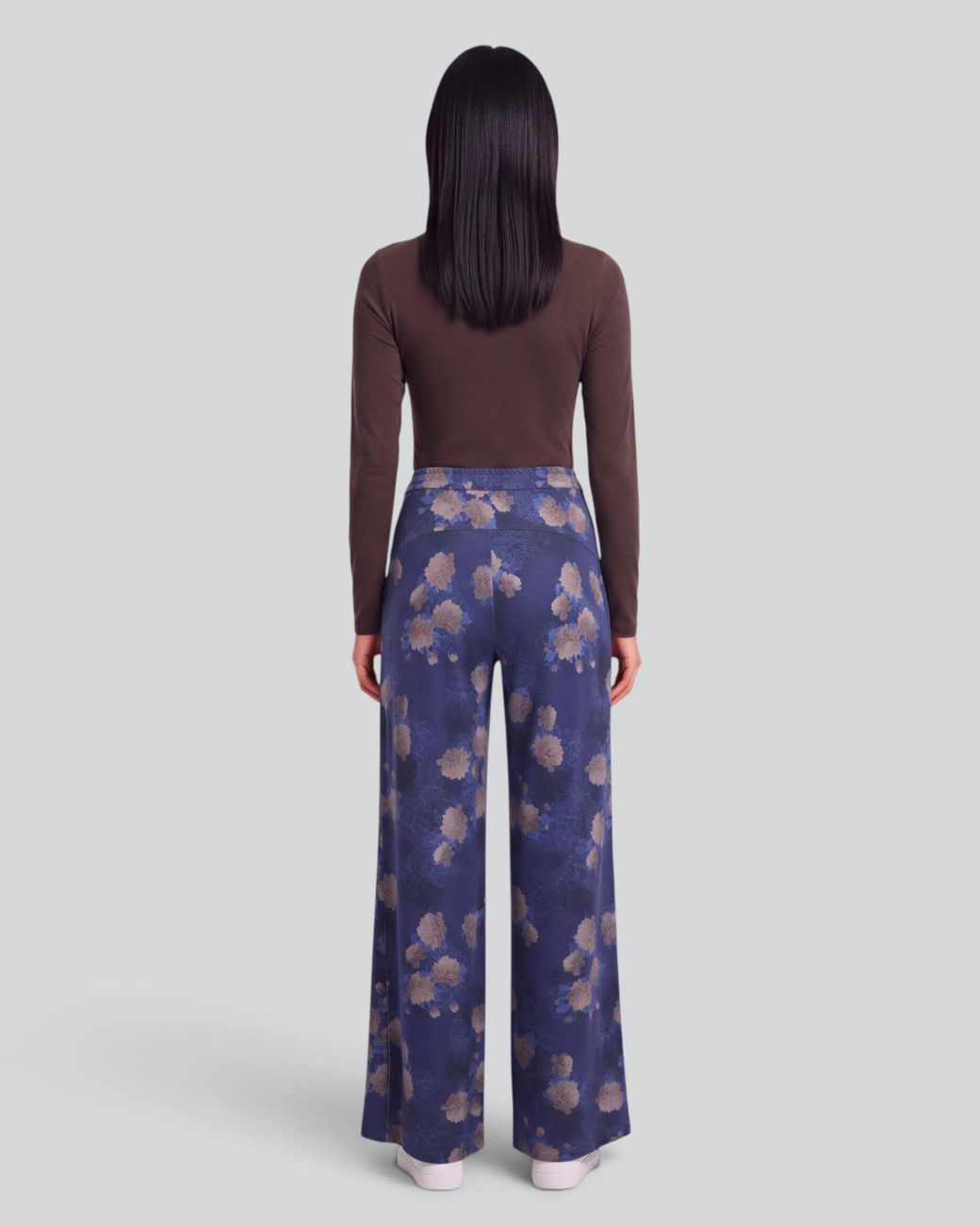 Lords of Harlech Blue Sanchez Lans Floral Stretch Knit Drawstring Pant