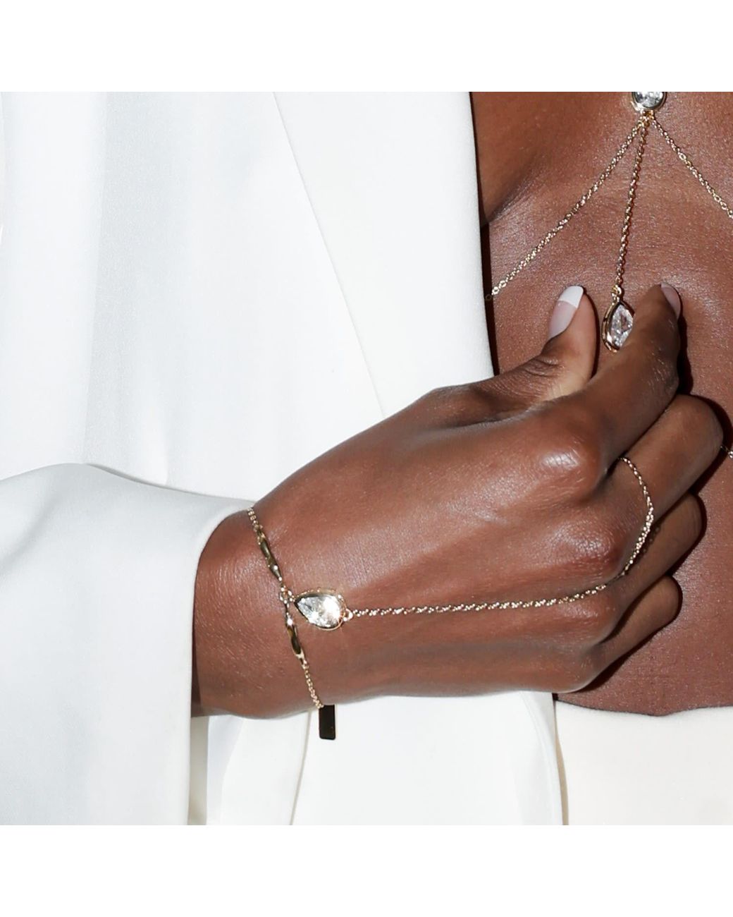 Studio Baloge Metallic Suspendue Goutte Hand Chain