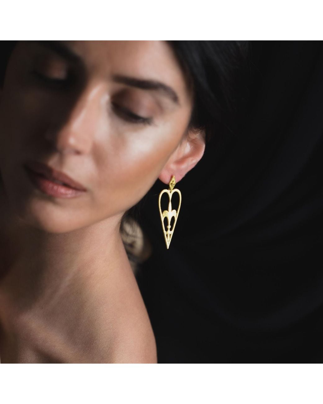 Myrto Katramadou Jewellery Metallic Heartshield – Stud Earrings Matte Large-Plated