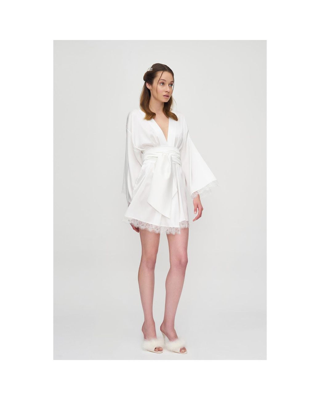Avenue 8 White Lace Detailed Mini Robe With Custom Embroidery