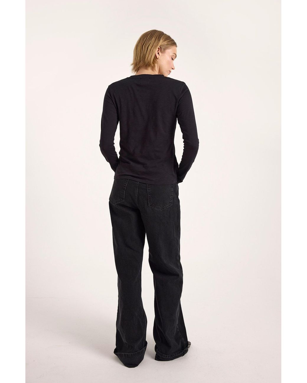 Brodie Cashmere Blue Long Sleeve Crew Neck
