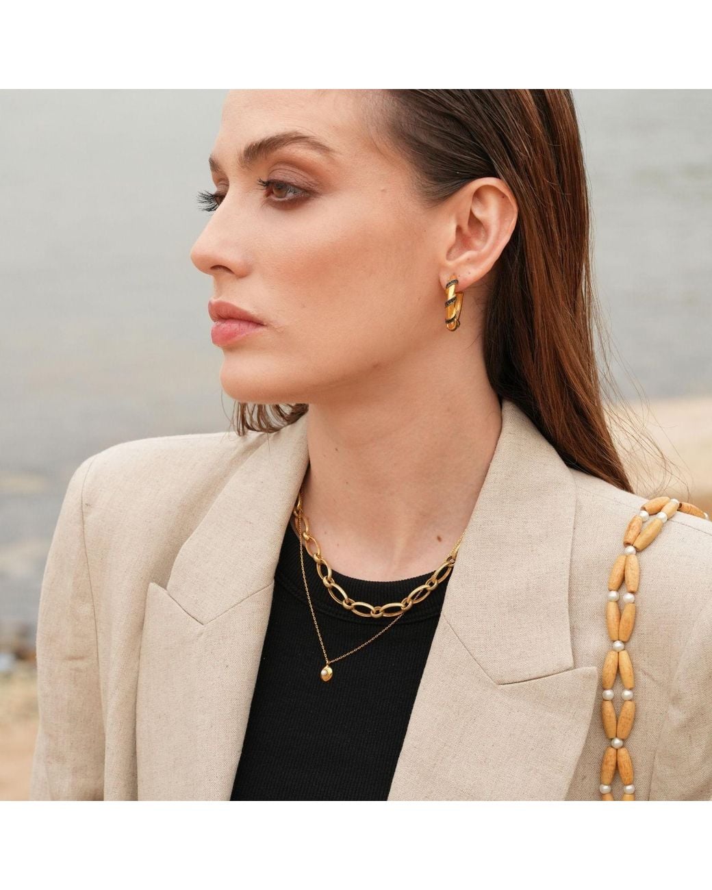 LINYA JEWELLERY Metallic Vera Pearl Chain Necklace