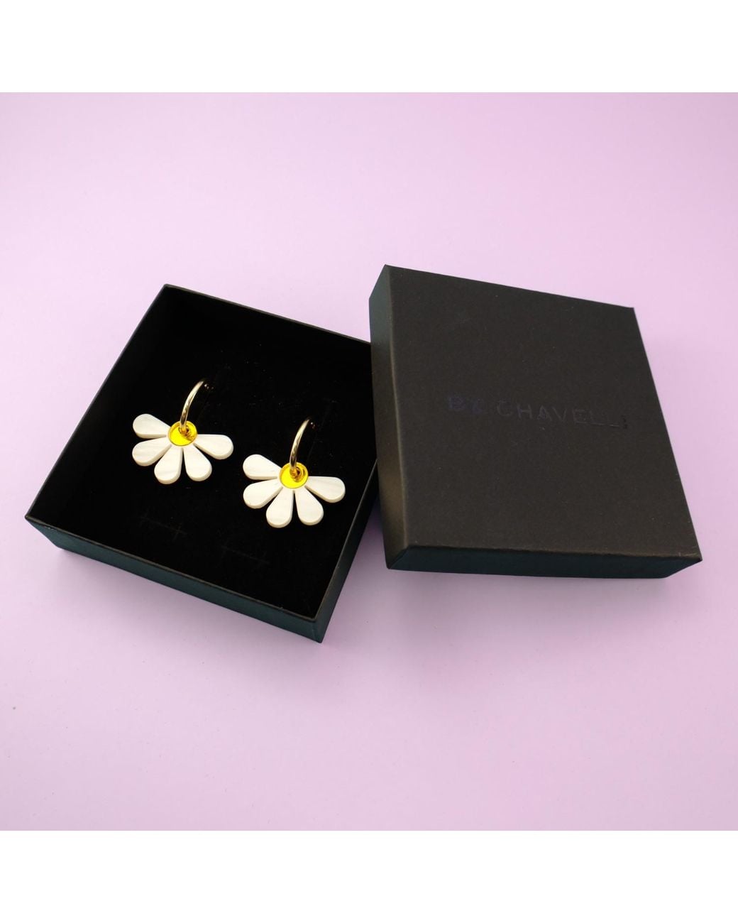 By Chavelli Metallic Daisy Dangle Earrings
