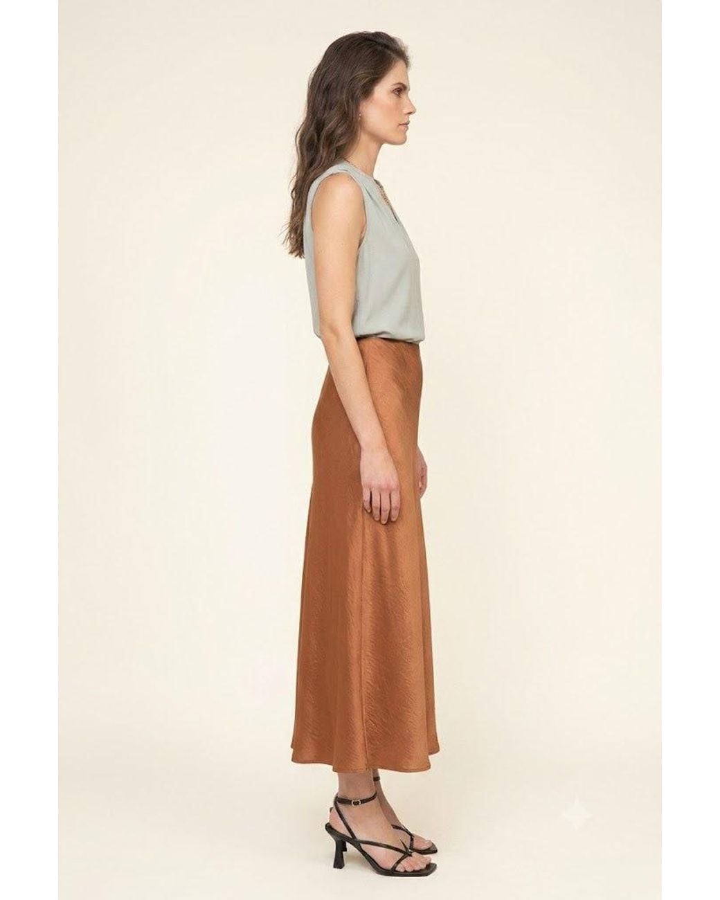 Conquista Gray Pleated Shoulder V-Neck Sleeveless Top