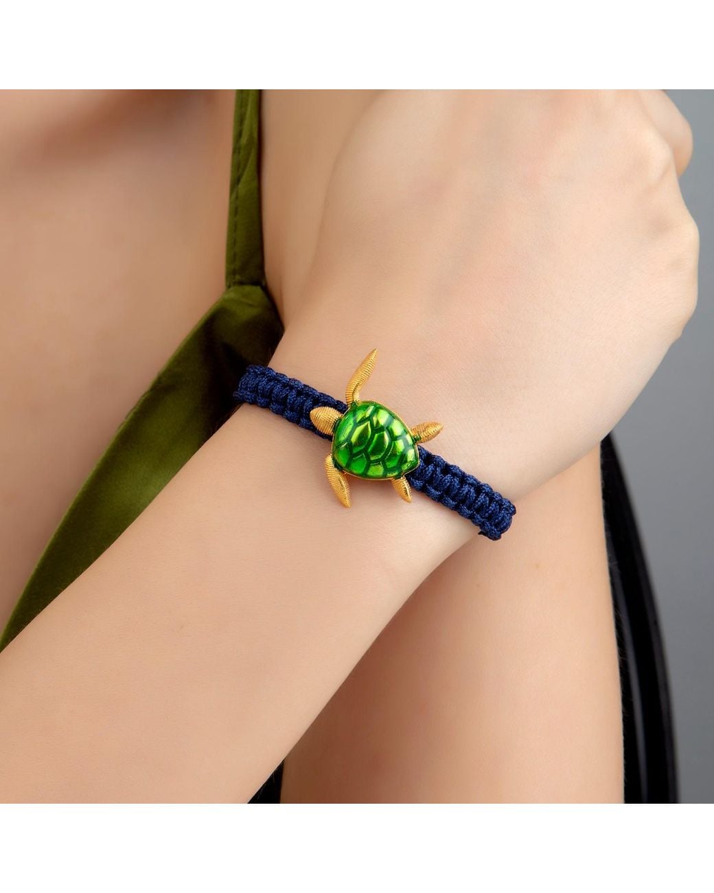 Milou Jewelry Green Sea Turtle Pull Cord Bracelet