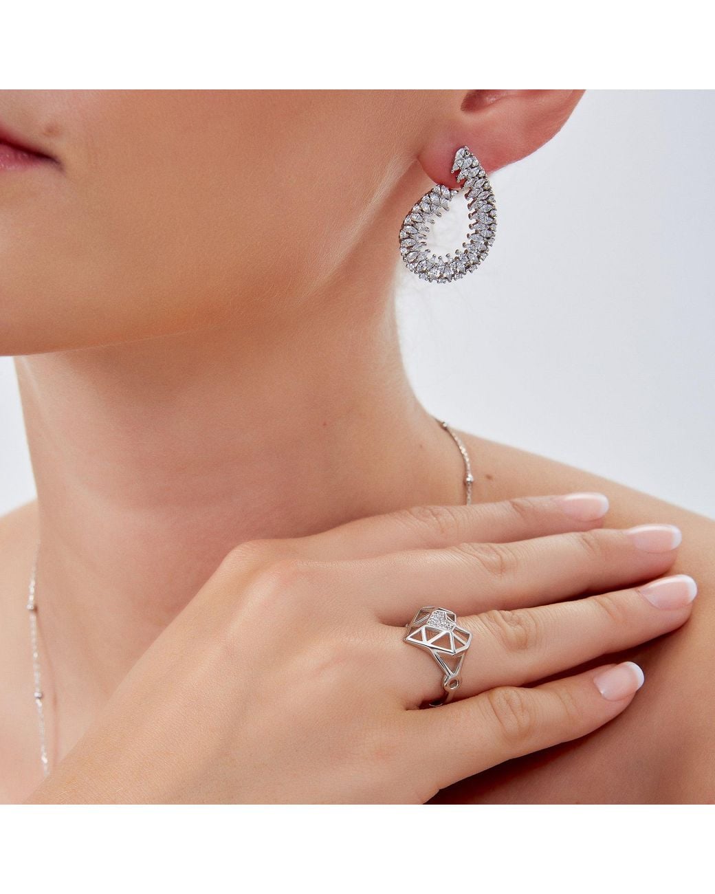 Spero London White Geometric Heart Adjustable Ring