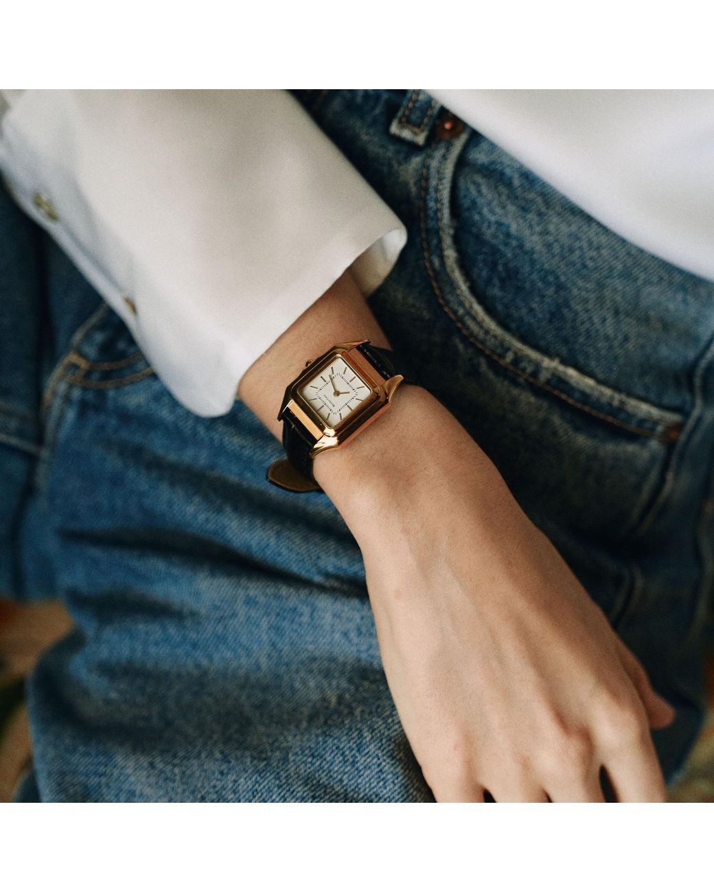Retro Chic Metallic Loyal Watch