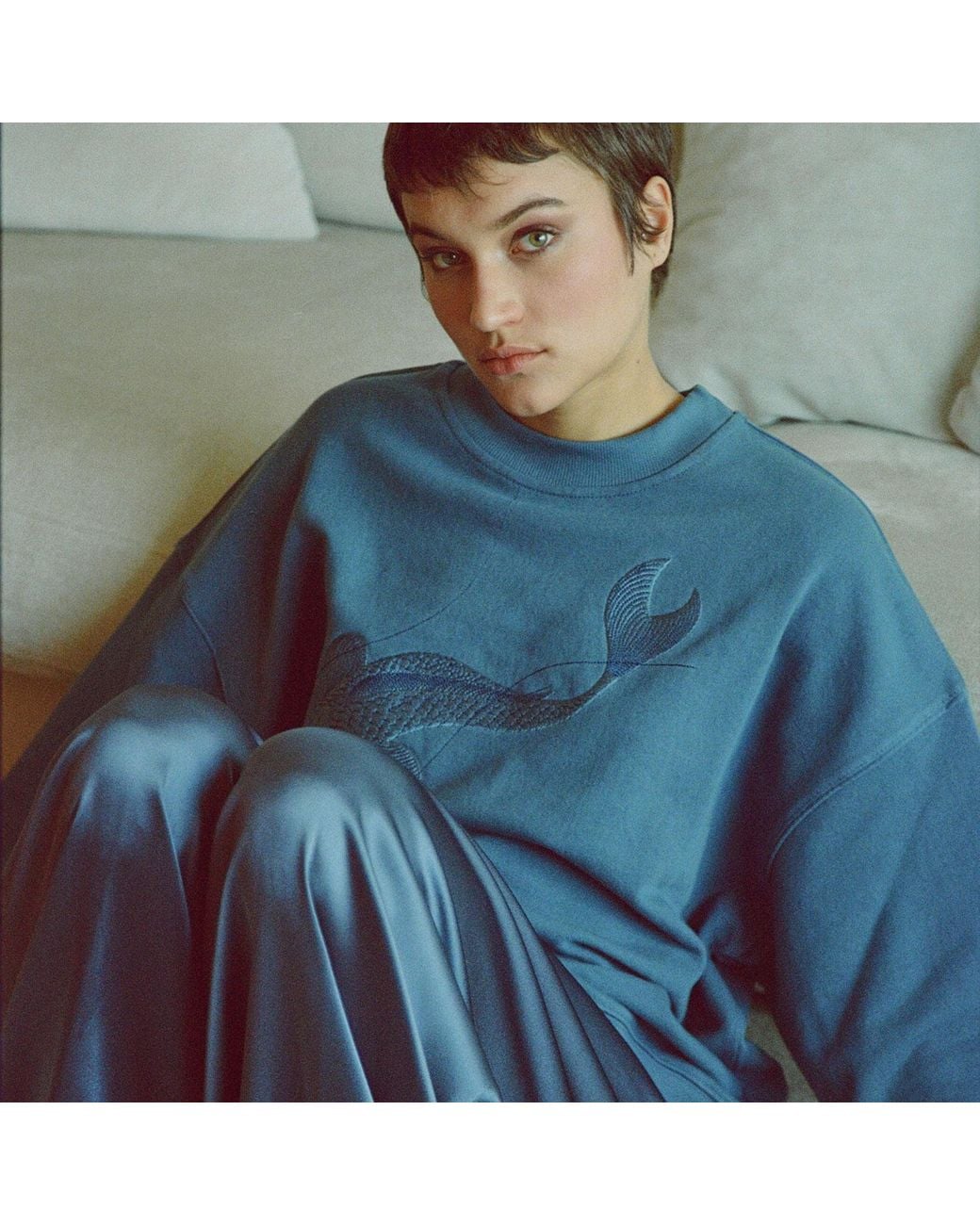 Audrey Vallens Blue Miss Av Sweatshirt With Embroidery