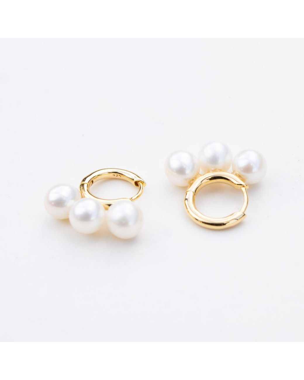 Belinda Jewelz Metallic Cora Triple Pearl Hoop
