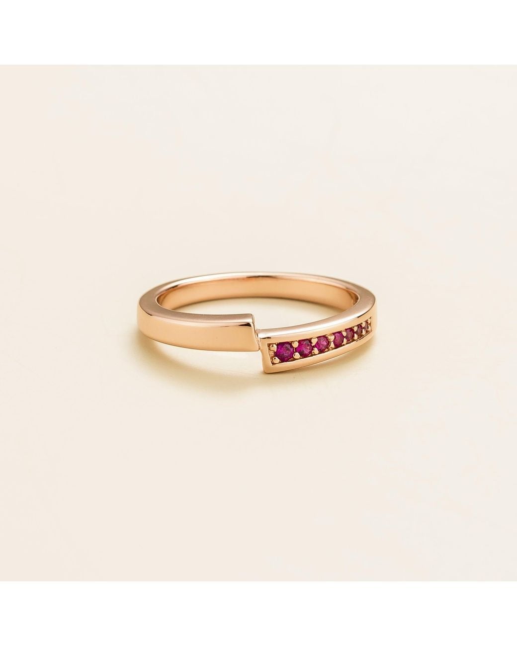 Juvetti White Rose Vero Ring