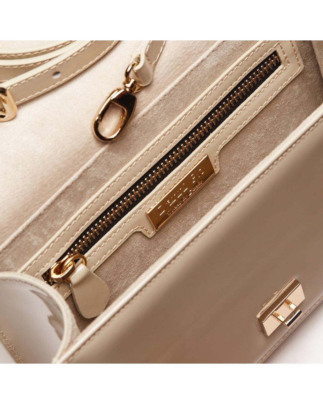 Danni Ro Green Dr. Clutch