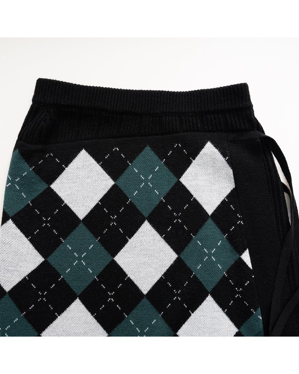 Fully Fashioning Black Bronx Skirt