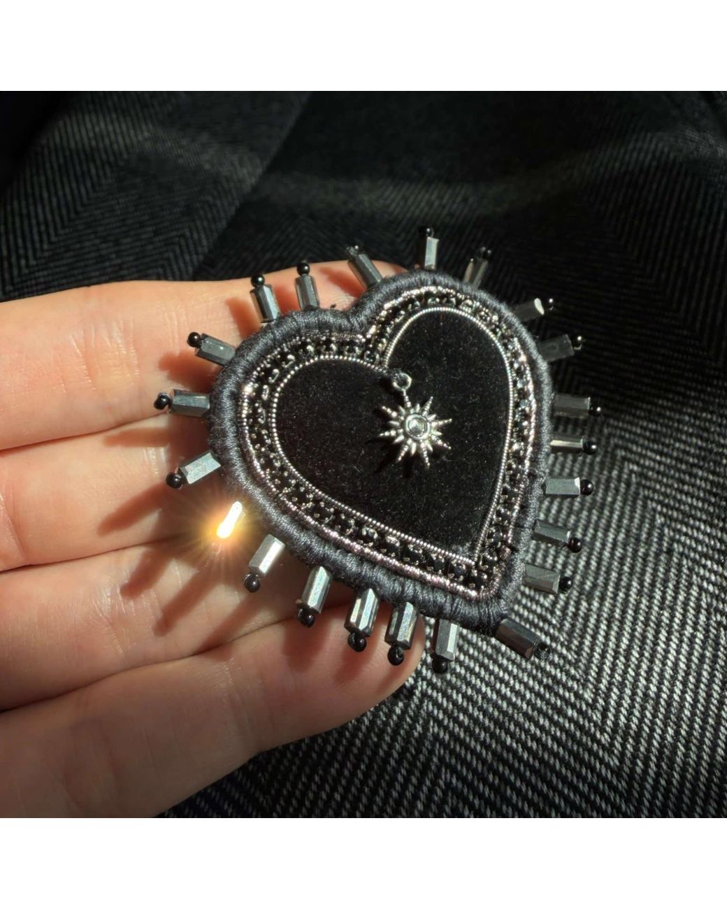 VETKA Black Heart Brooch – Velvet Night