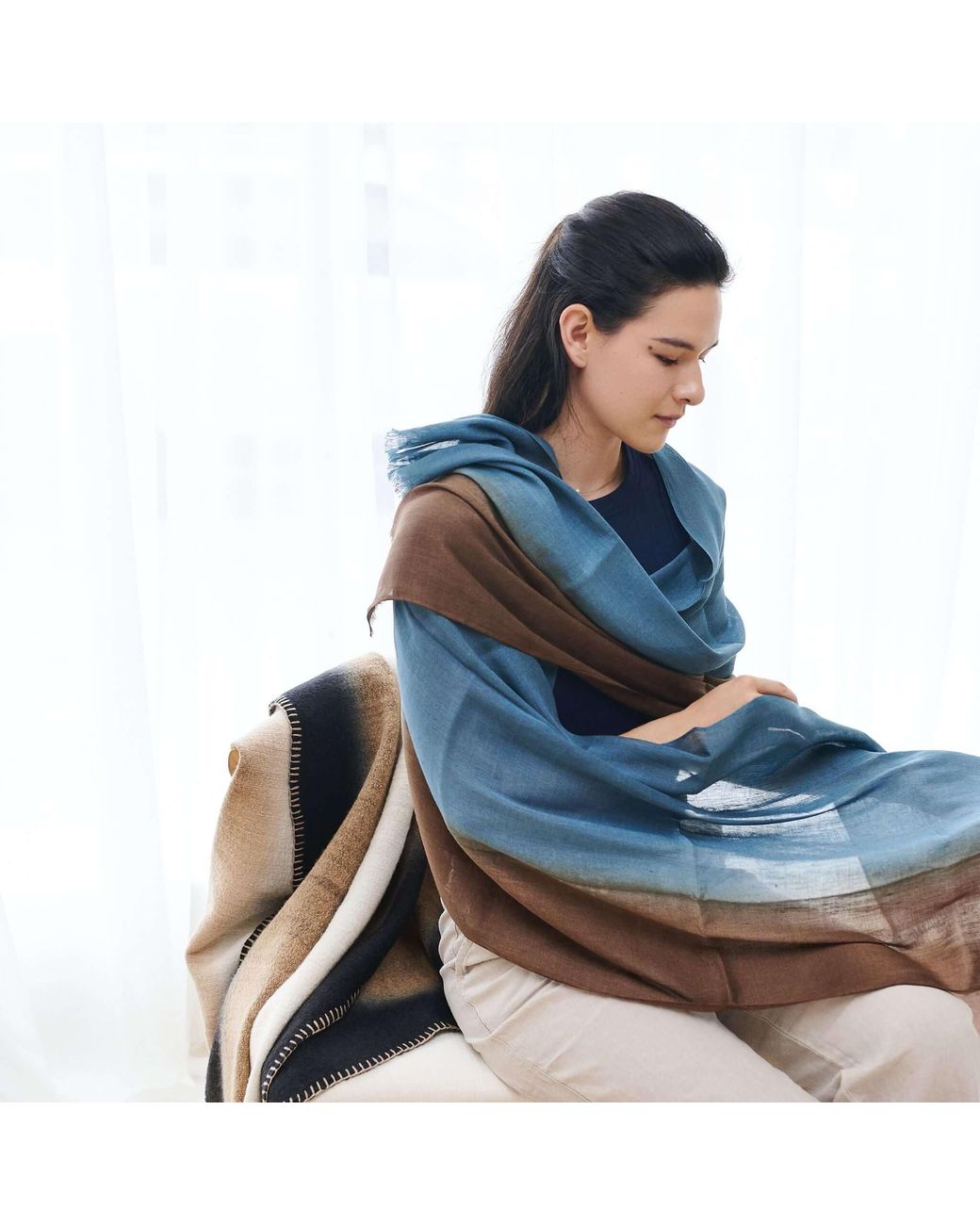 Variously Blue Mahogany Sky Ombre Linen Silk Handloom Scarf