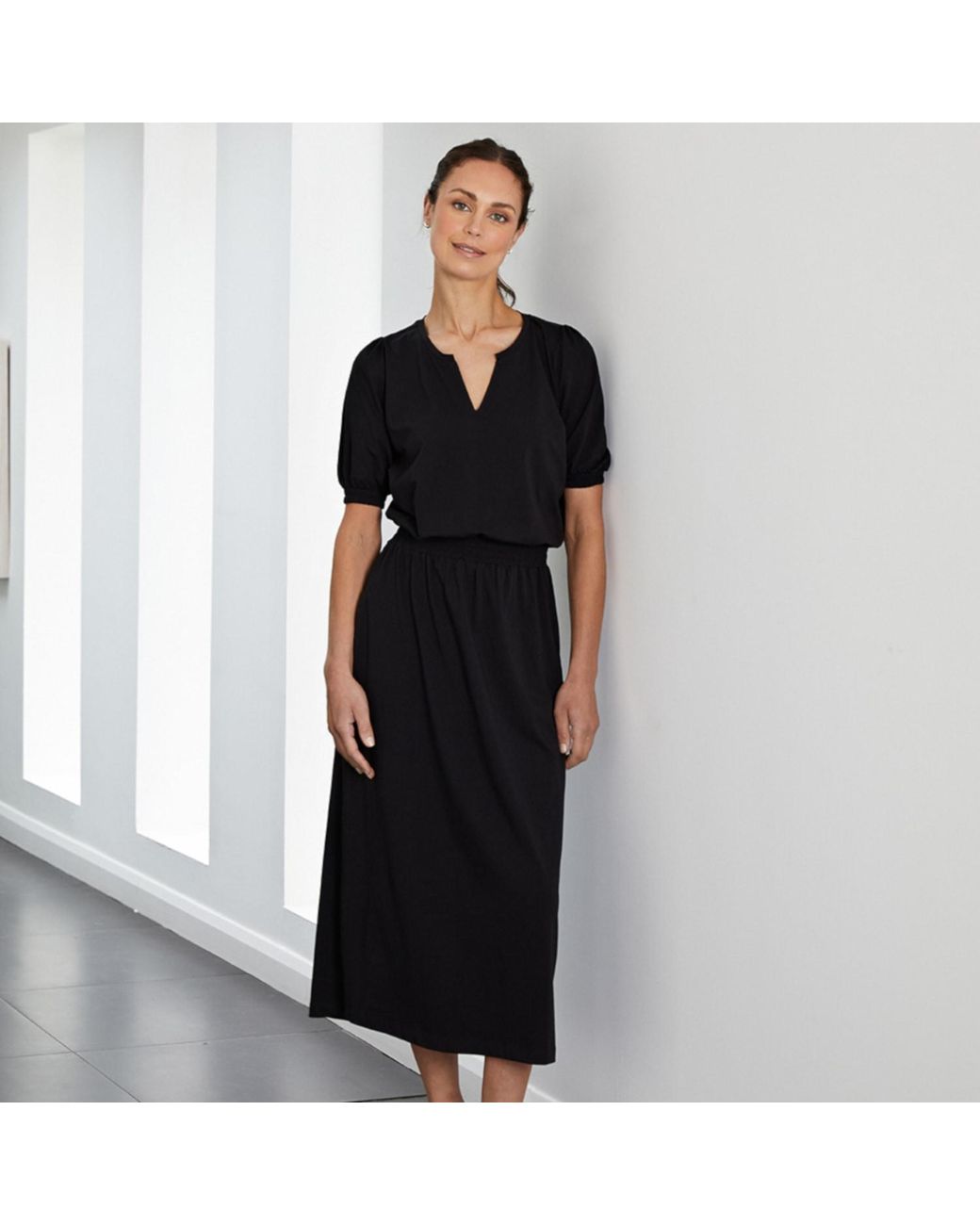 Cove Black Cuba Midi Dress With Pockets