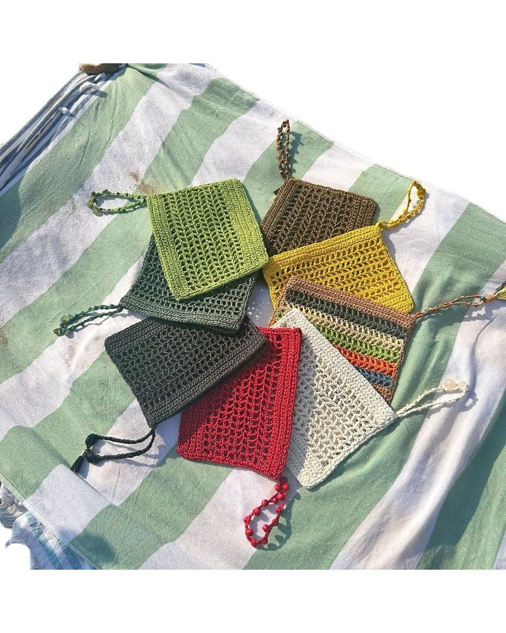 Springmoonatelier Black Summer Beauty Clutch