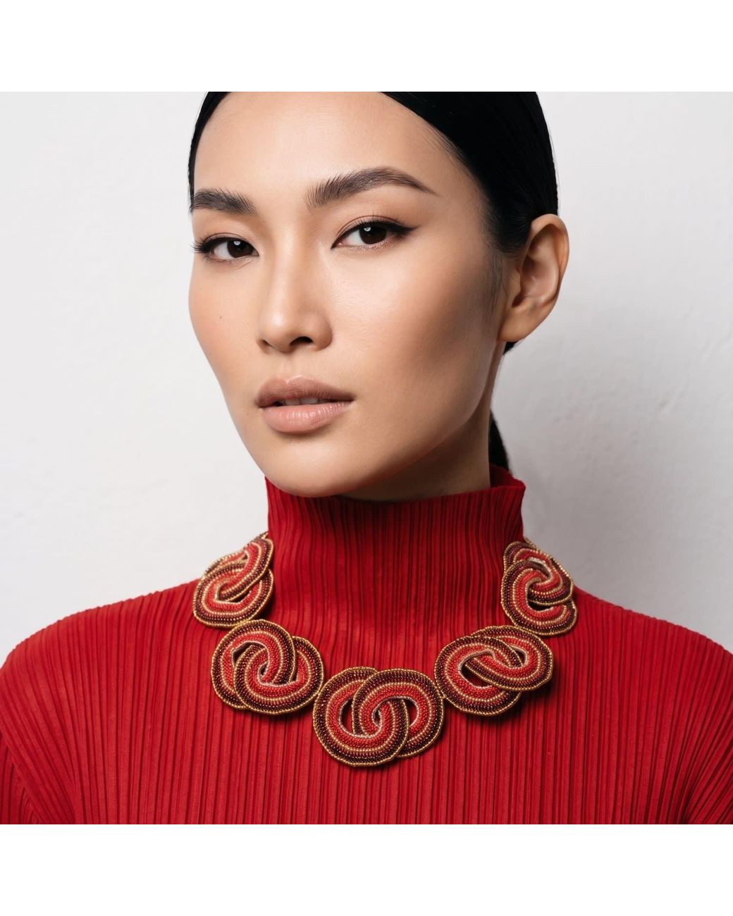 Iliana Arrazola Red Crisscrossed Circle Necklace, Glass Beads, Beaded Jewelry