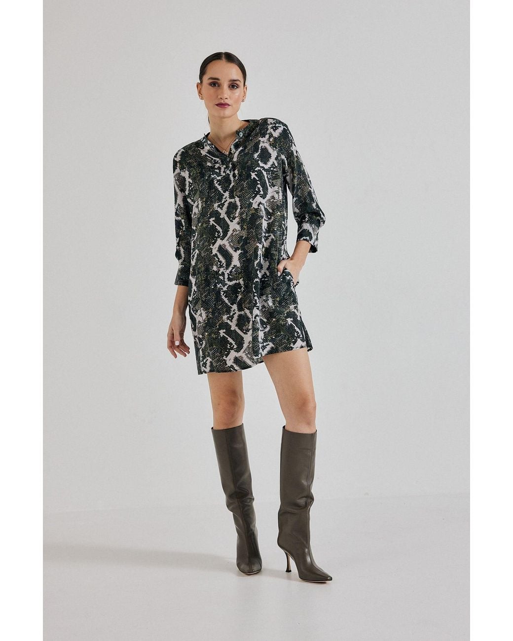 Lindsay Nicholas New York Green Silk Shirt Dress