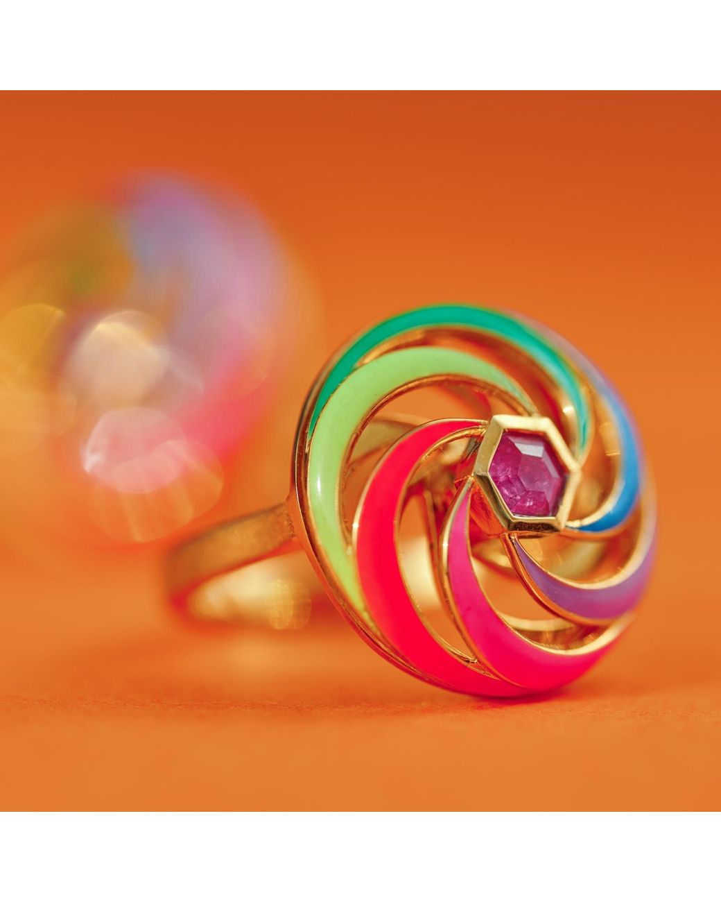 Après Youth White Catherine Spinning Ring
