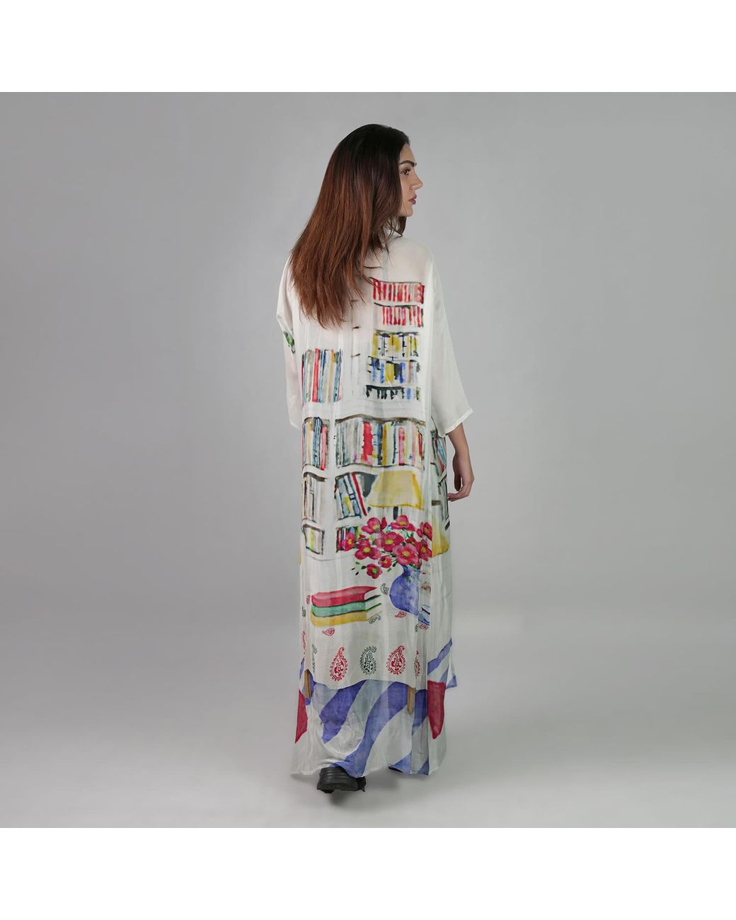 DHARA SHETH DUBAI White Abode Artistic Bookshelf Kimono Dress - & Library Print
