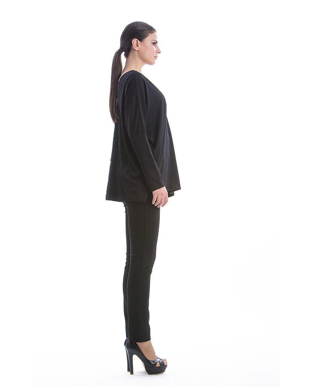 Conquista Black Loose Fit Long Sleeve V Neck Top By Fashion