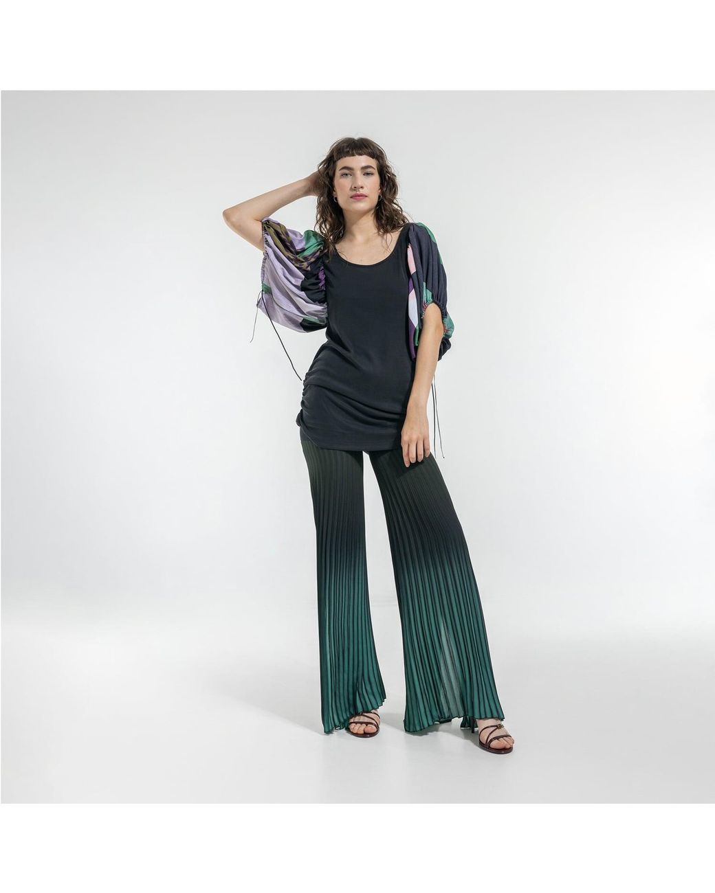 ARTISTA Blue Vibe Pleated Pants