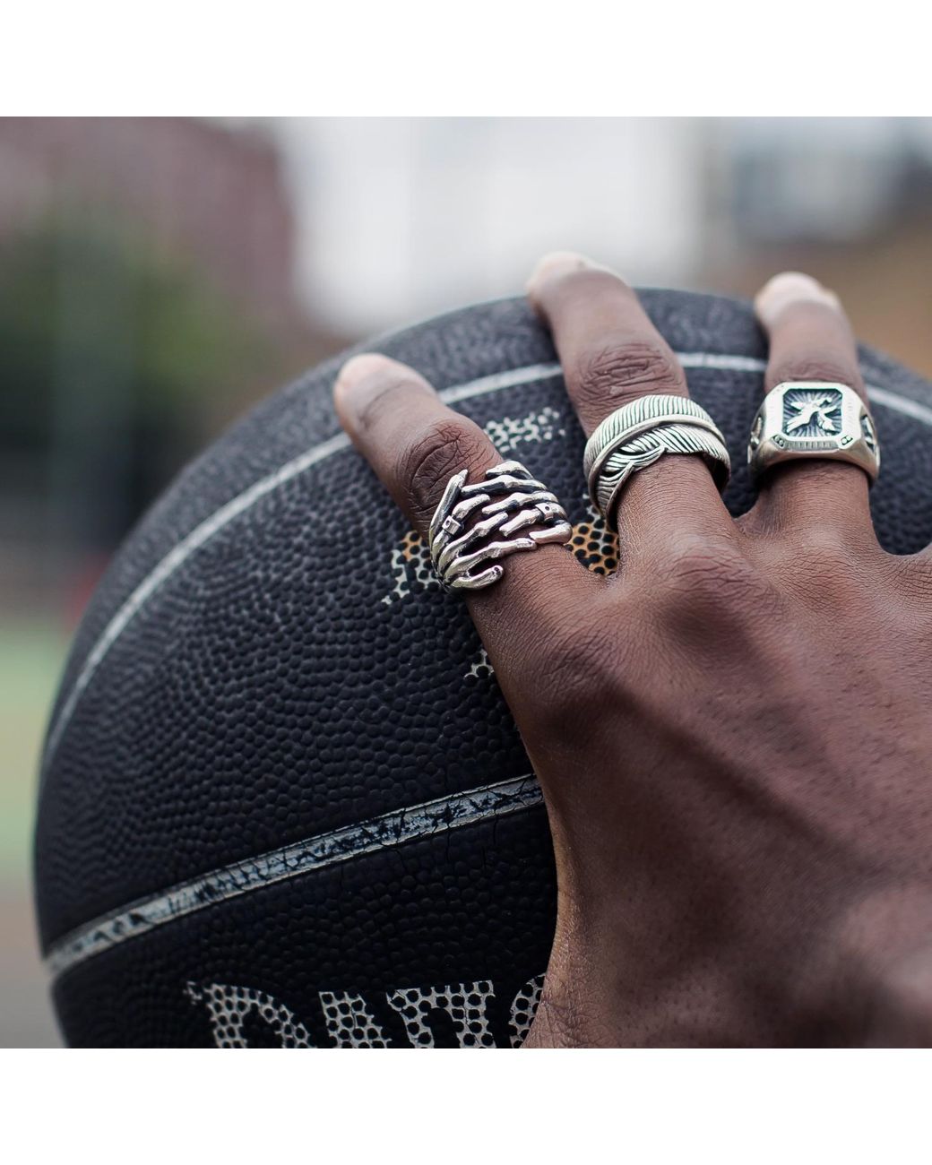 Serge Denimes Silver Skeleton Hands Ring in Metallic for Men | Lyst UK