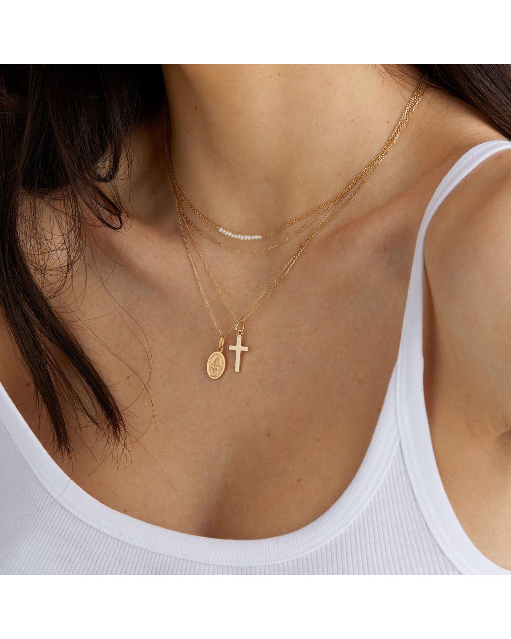 Lily Roo Small Solid Gold Oval Virgin Mary Necklace In - Small Virgin Mary Gold Pendant Lily Roo Small Solid Gold Oval Virgin Mary Necklace In - Small Virgin Mary Gold Pendant