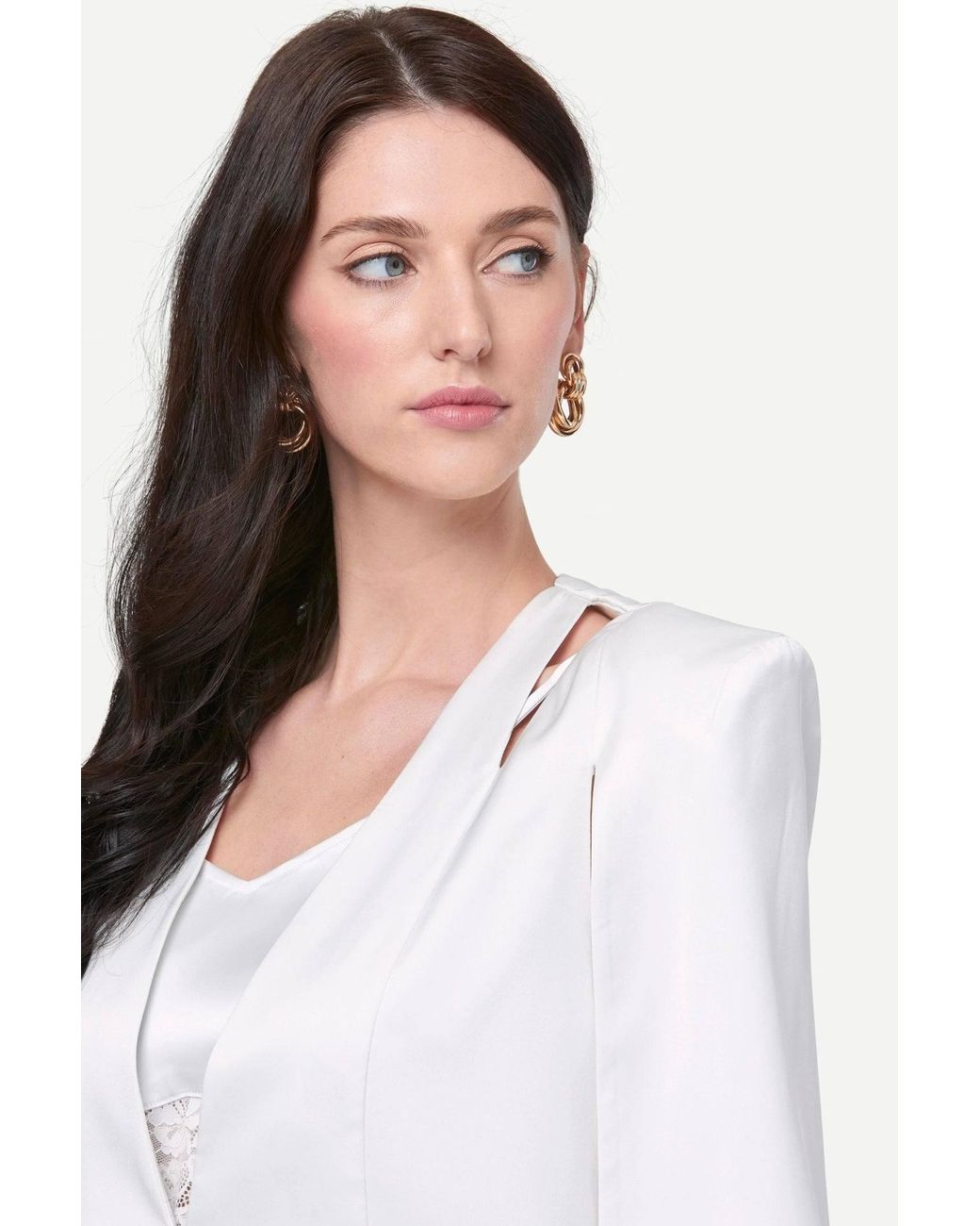 Zafur White Medinah Cape Blazer