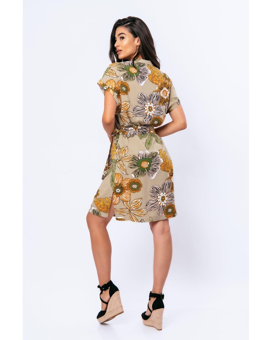 Conquista Metallic Linen Style Bold Floral Print Dress With Mandarin Collar