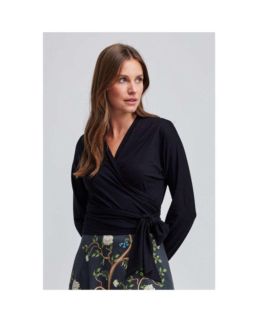 Marianna Déri Black Wrap Shirt