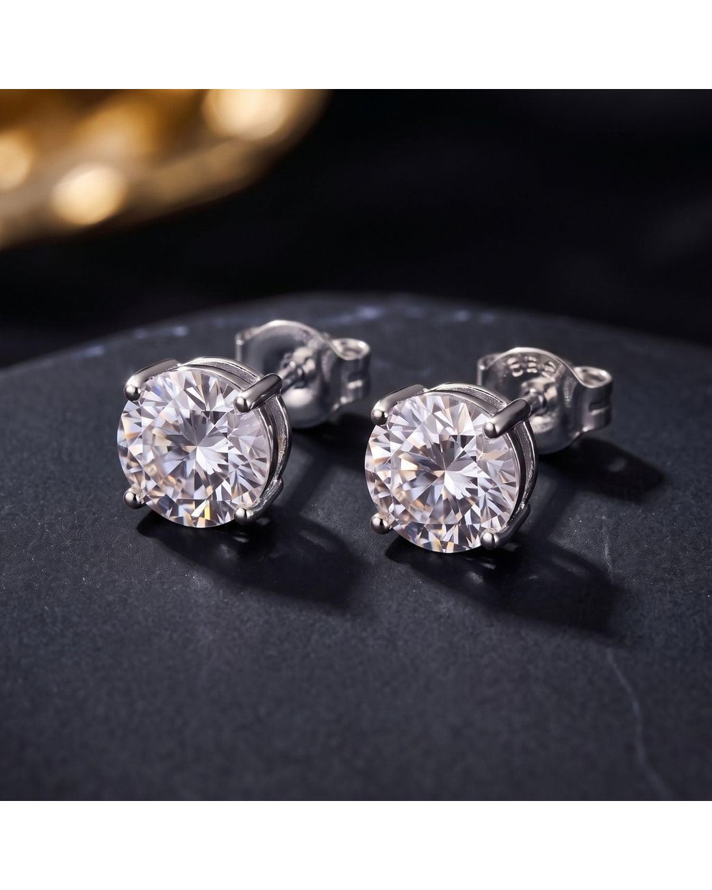 Sophelia Metallic Round Solitaire Stud Earrings For