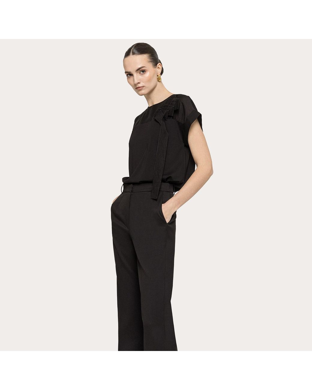 Nissa Black Bow-Detail Top