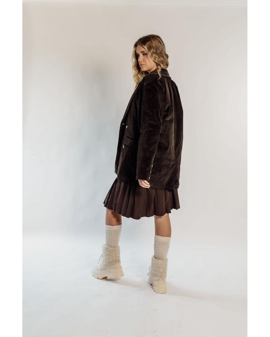 Rave on Trend Black Corduroy Blazer