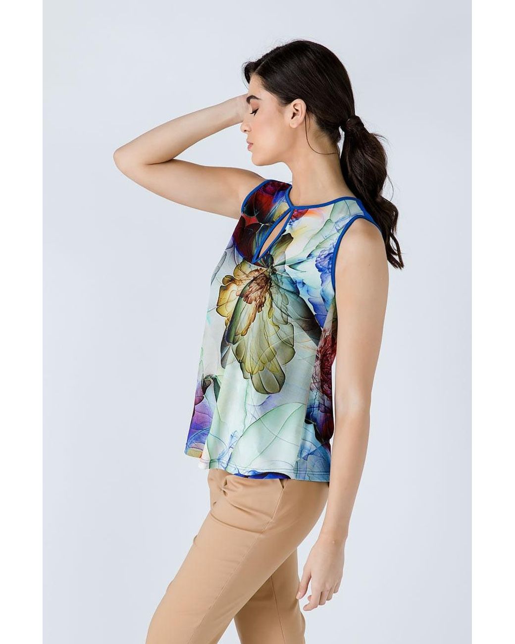 Conquista Blue Royal Keyhole Detail Print Top