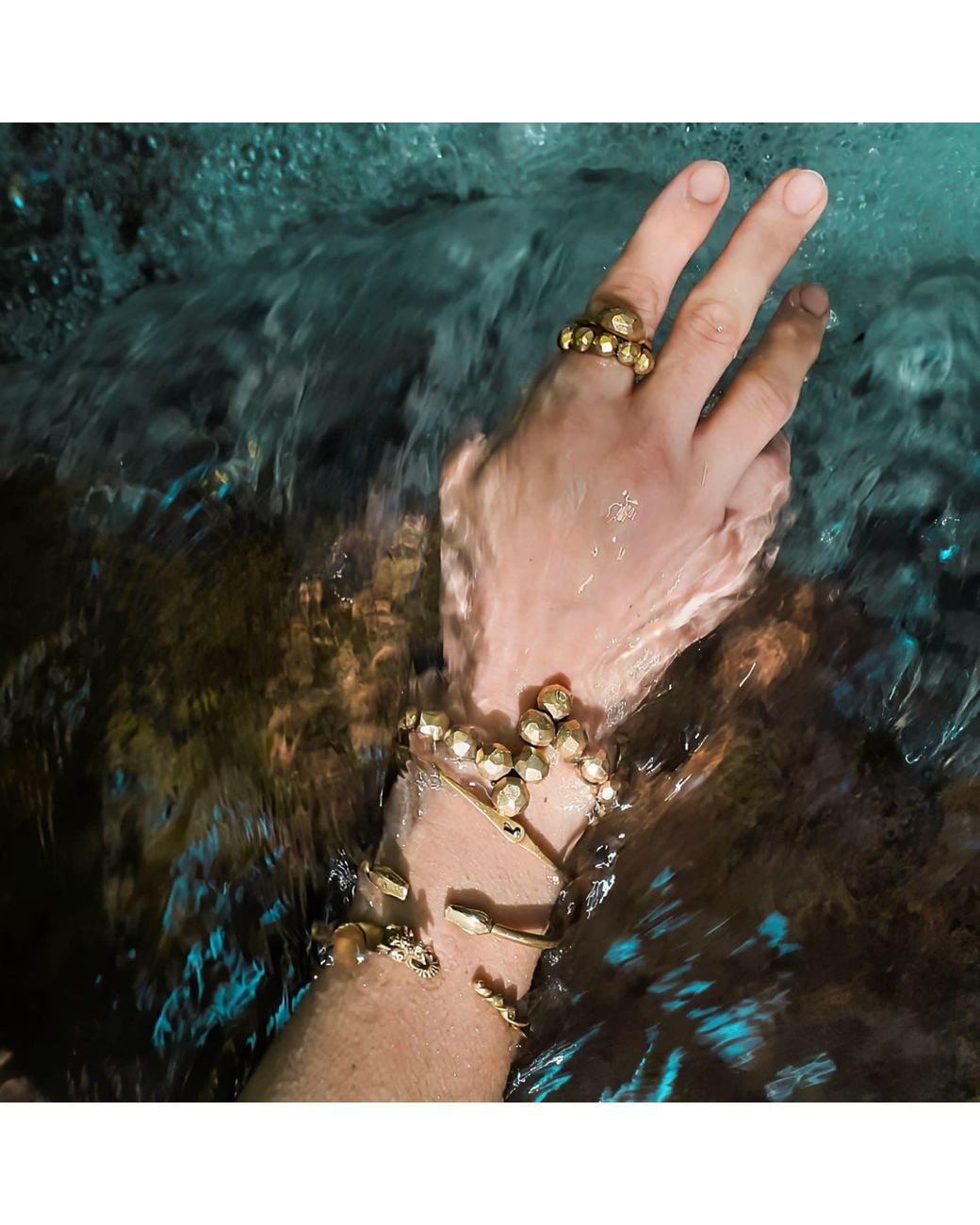 Zeworks Metallic Lightning Bracelet