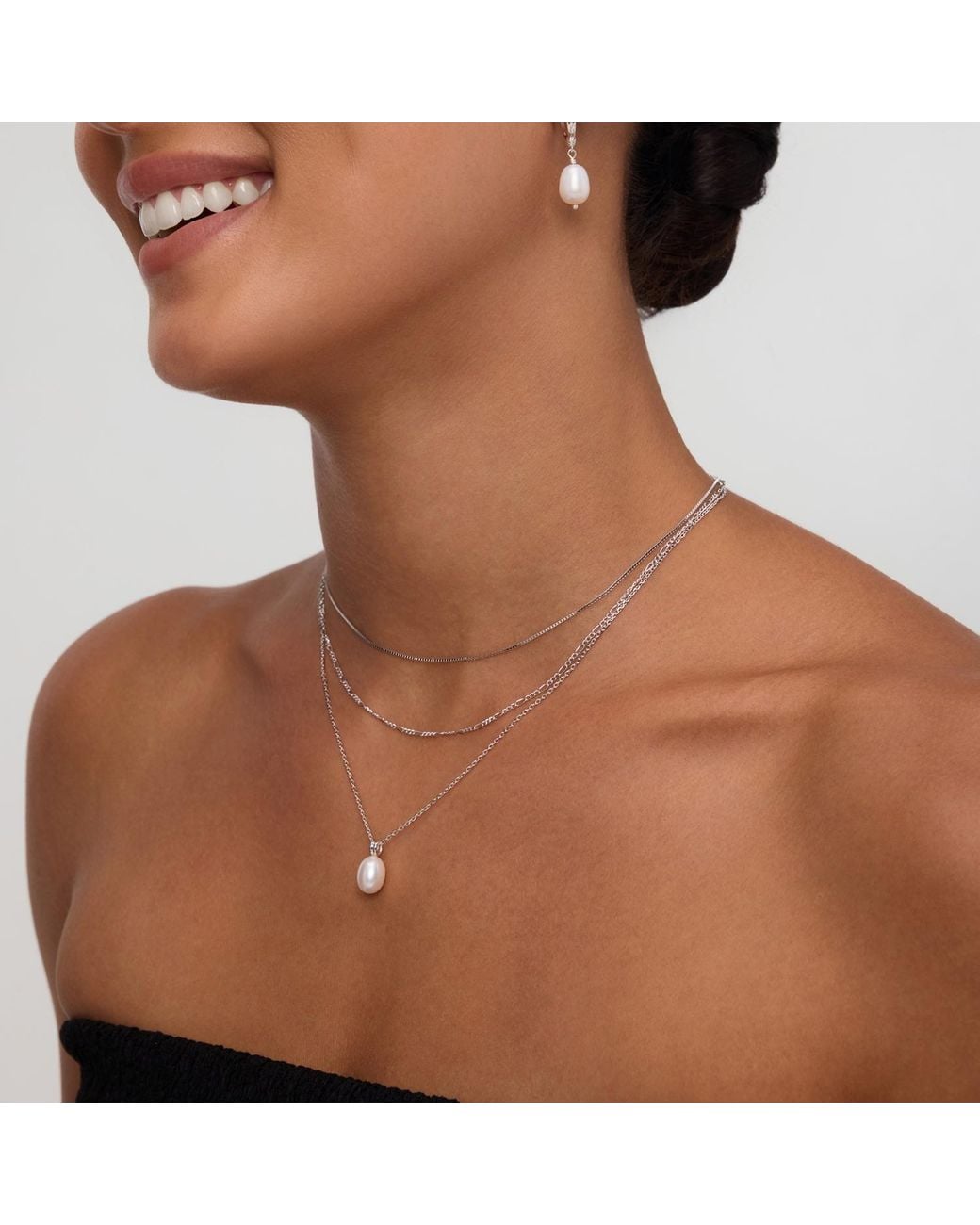 Vanhi Metallic Freshwater Pearl Necklace