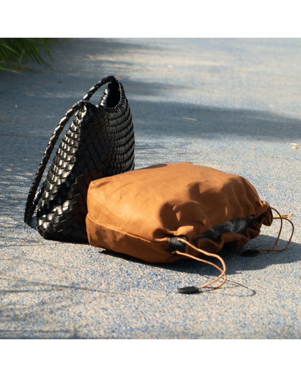 Rimini Black Hand Weaving Vegan Leather Shoulder Bag 'Suzy'