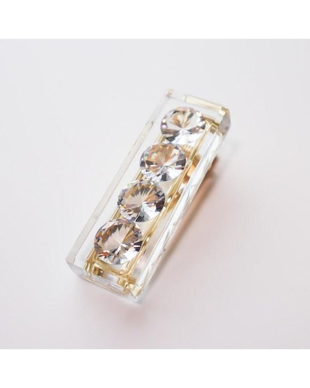 Iostudio White Jewelry Clip Happiness