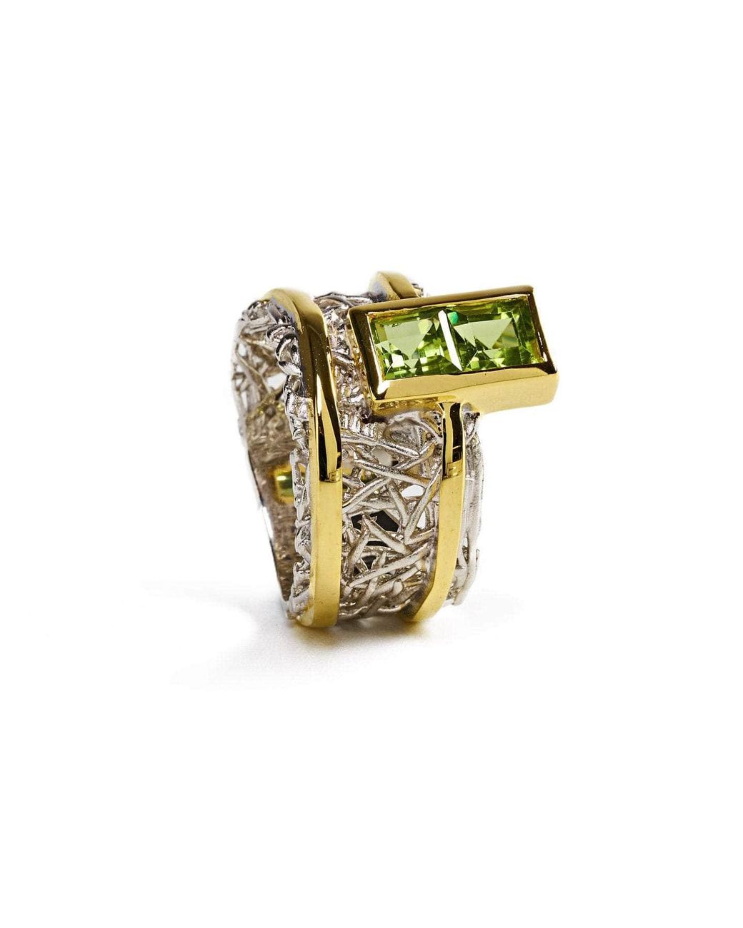 German Kabirski Metallic Verina Plated Ring With Peridot