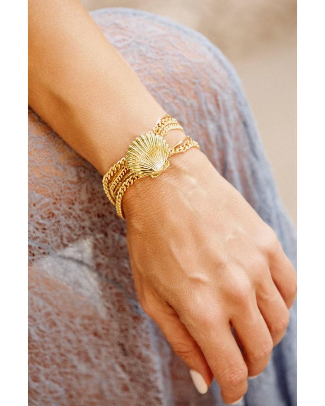 Adriana Pappas Designs Metallic Scallop Shell Bracelet