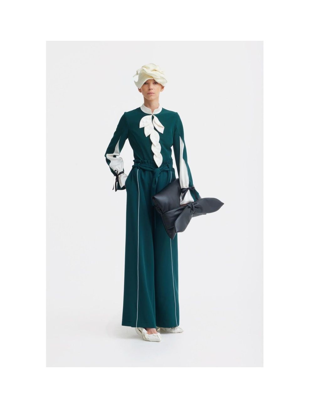 Julia Allert Green Elegant Fitted Blouse – Emerald