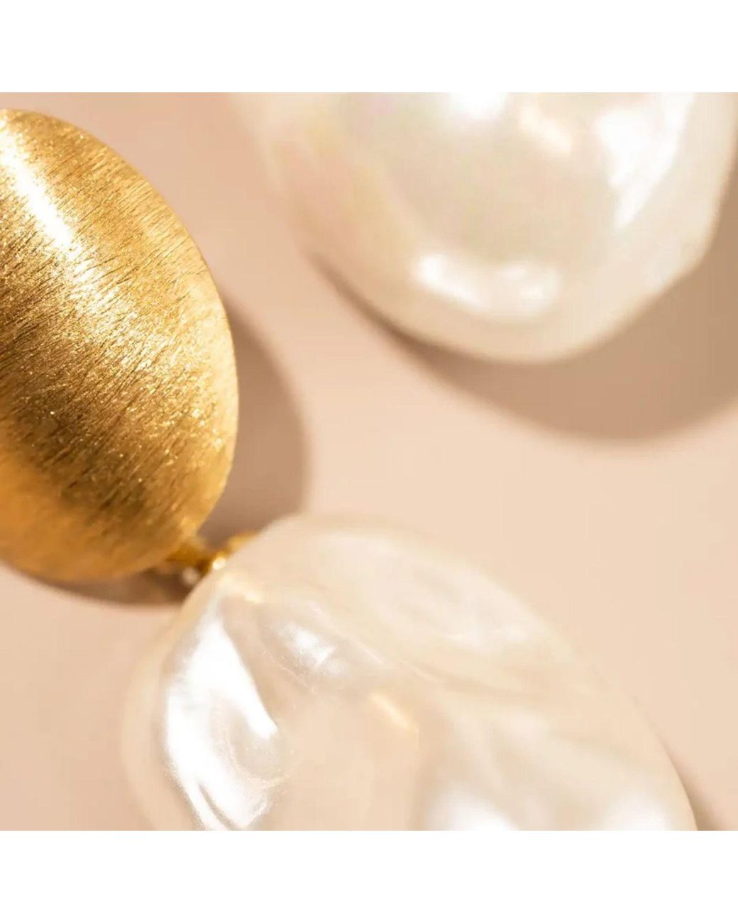 LOTT.gioielli Metallic Pearl Earrings Earth L