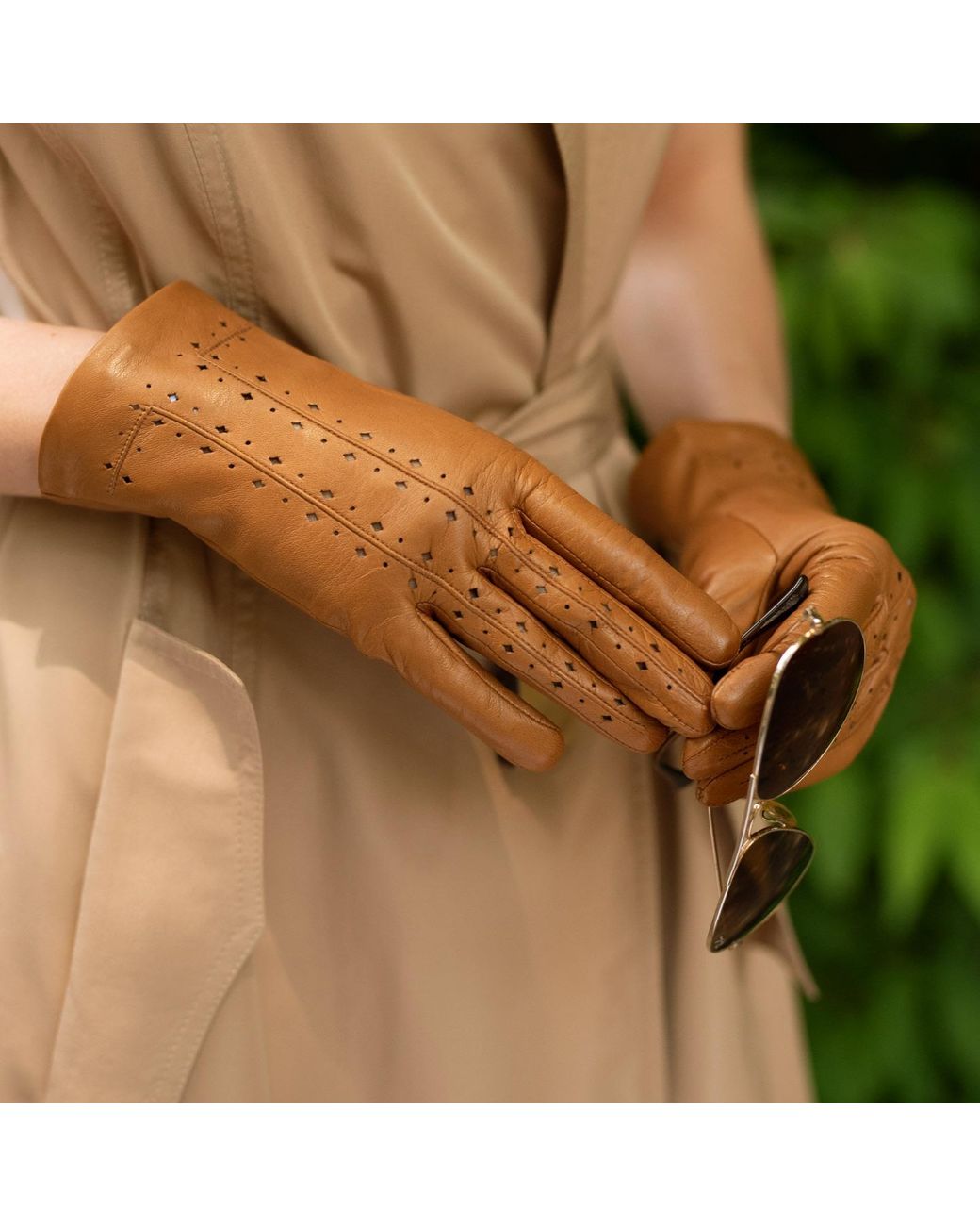 1861 Glove Manufactory Brown Ravello