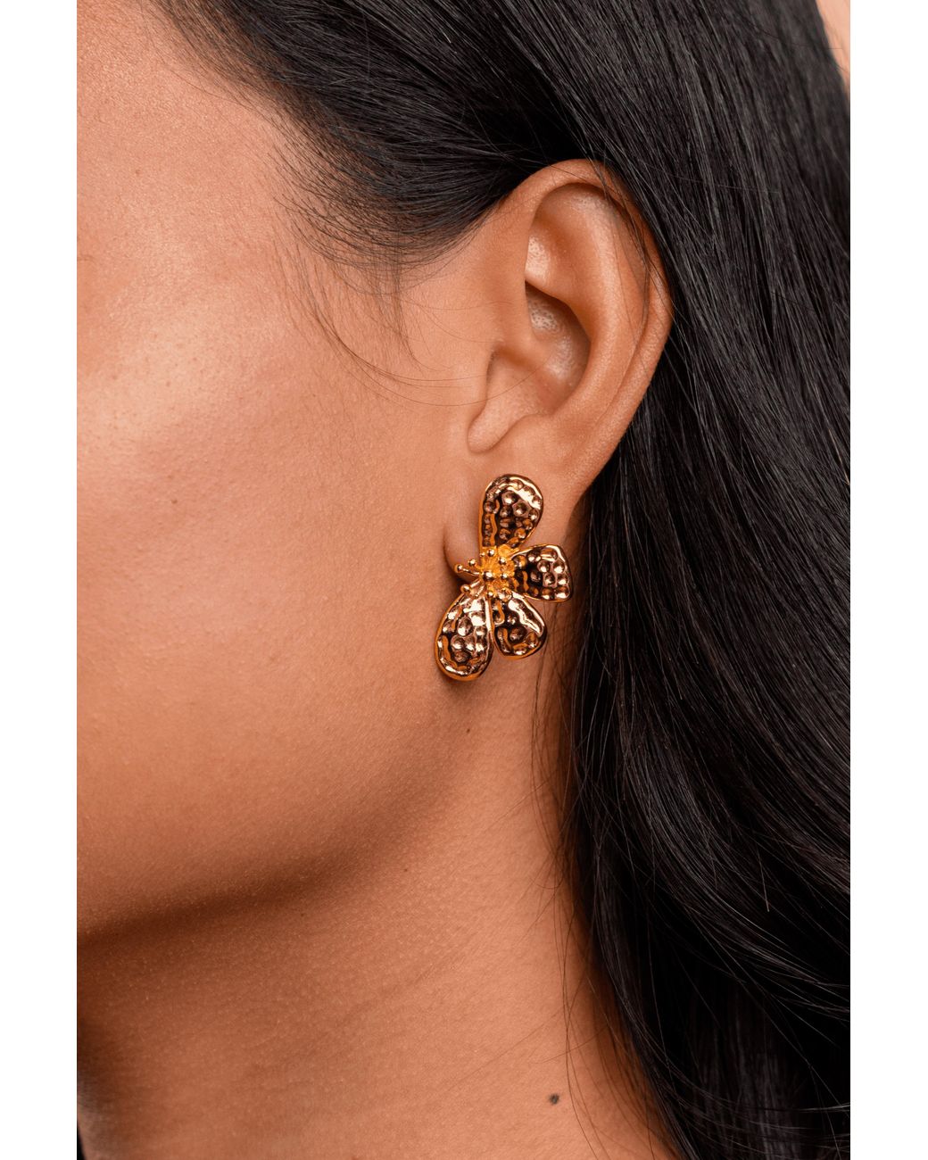 Zynnia Collective Metallic Textured Bloom Studs
