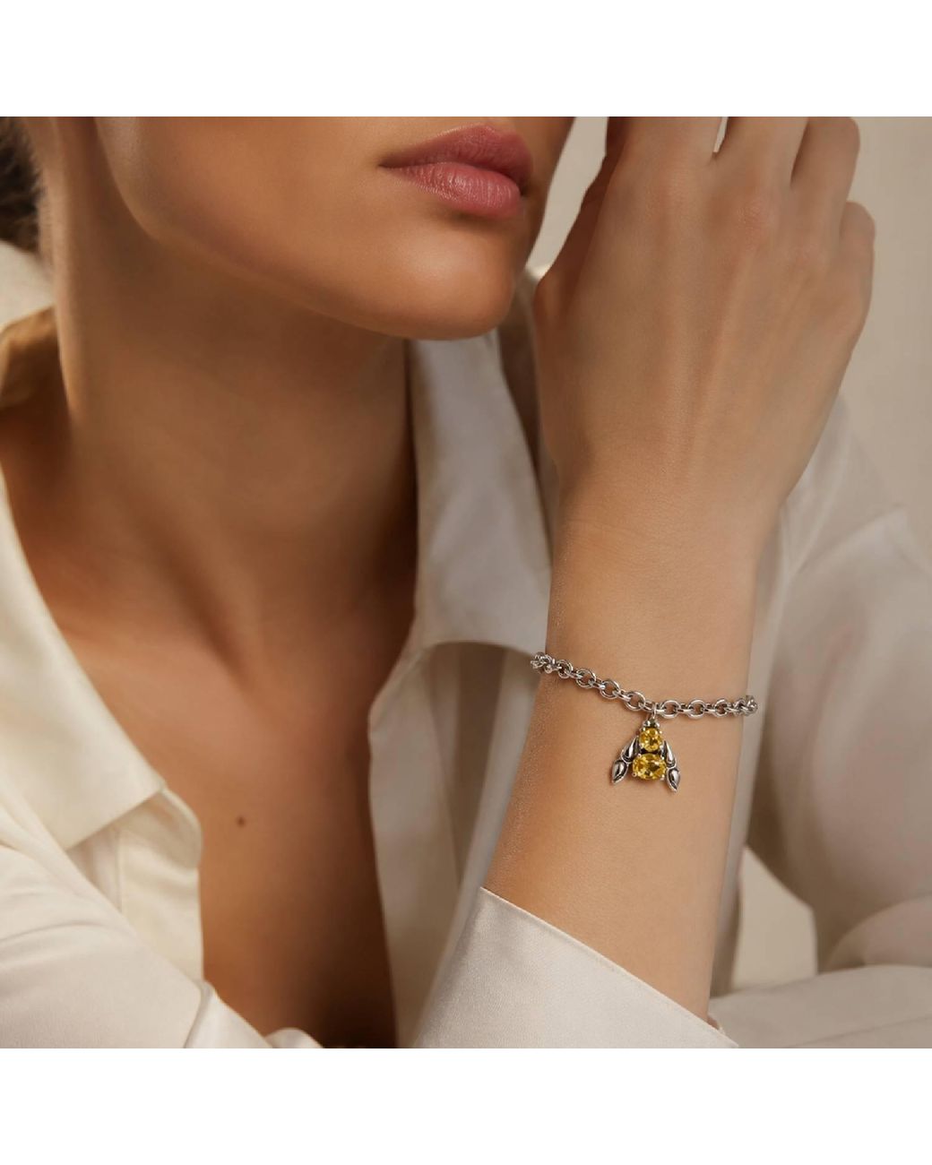 Unaloe Metallic Sterling Fly Charm Bracelet With Faceted Stones