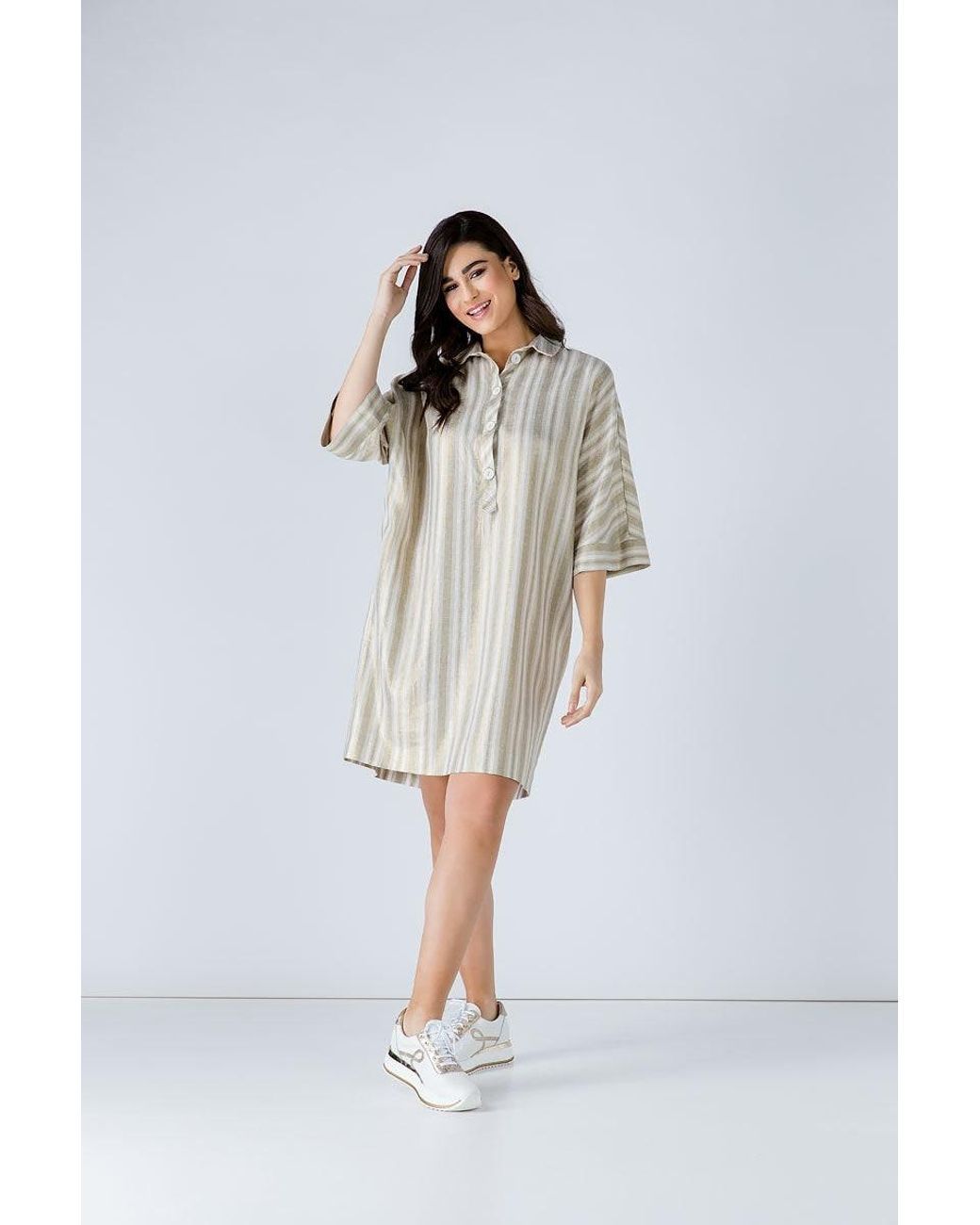 Conquista White Oversized Striped Dress